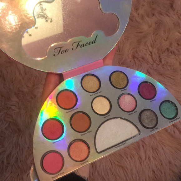 Too Faced Other - Too Faved Life’s a Festival palette Too Faced Other - Too Faved Life’s a Festival palette